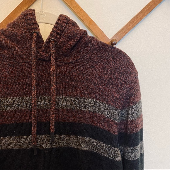 Men’s Striped Knit Hoodie - Picture 3 of 5